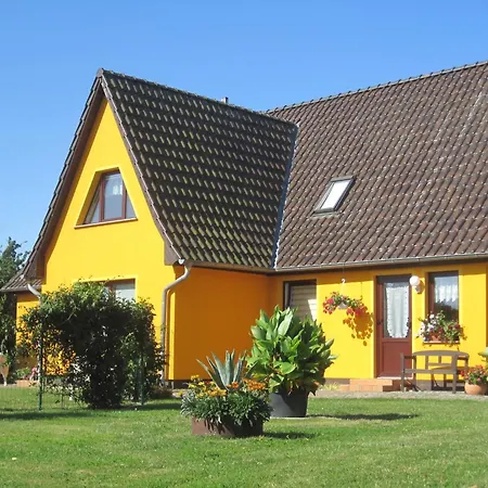 Mit Garten In Zweedorf, Cleaning Included Lejlighed Zweedorf